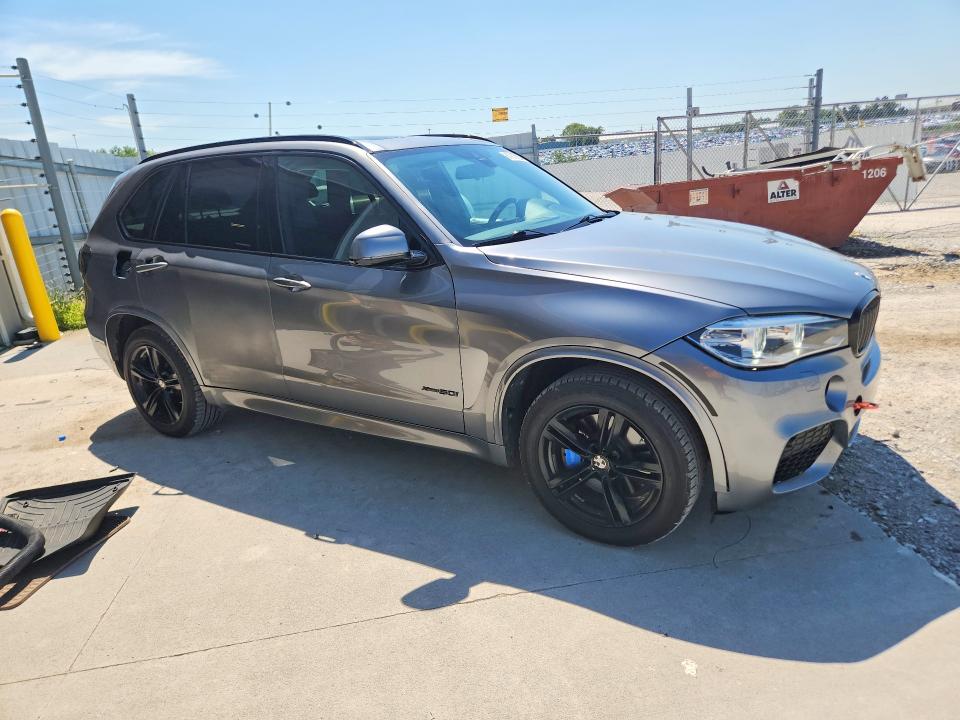 Foto 4 de la subasta – 2016 BMW X5 con VIN 5UXKR6C50G0J80095
