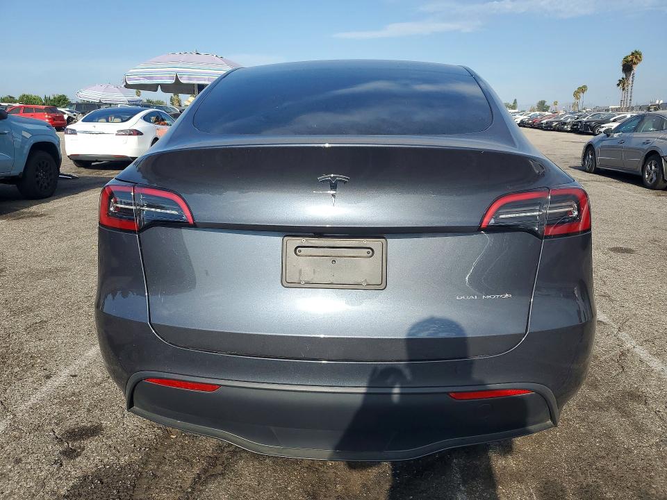 Photo 6 from auction – 2023 TESLA MODEL Y with VIN 7SAYGDEE6PA027337