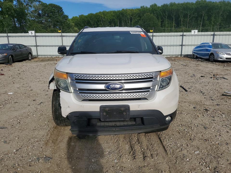 Photo 5 from auction – 2014 FORD EXPLORER with VIN 1FM5K7D83EGB48825