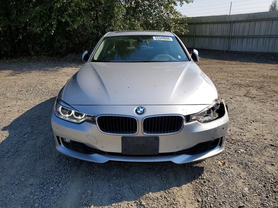 Photo 5 from auction – 2013 BMW 328 with VIN WBA3B5C50DF598893