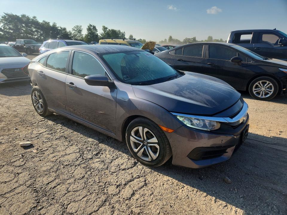 Фото 4 с аукциона – 2017 HONDA CIVIC с VIN 19XFC2F59HE057655
