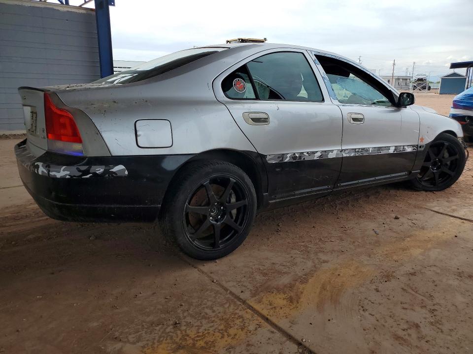 Photo 3 from auction – 2004 VOLVO S60 with VIN YV1RH52Y742350357