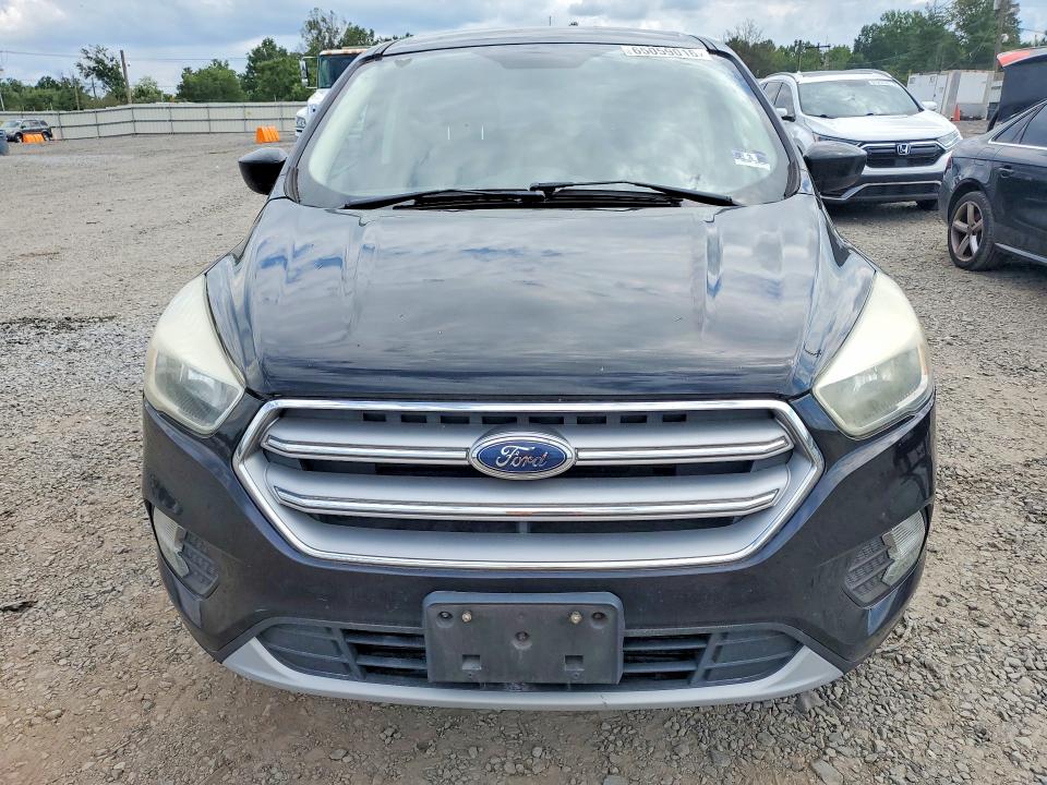 Photo 5 from auction – 2017 FORD ESCAPE with VIN 1FMCU9GD0HUD02449