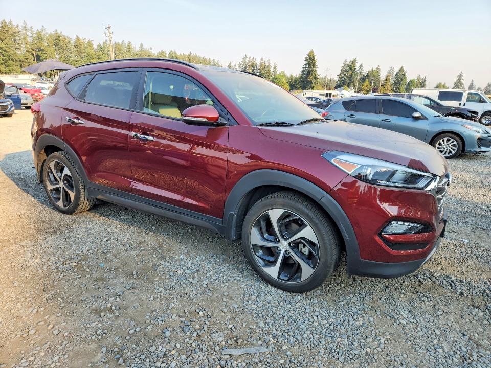 Photo 4 from auction – 2016 HYUNDAI TUCSON with VIN KM8J3CA20GU103964