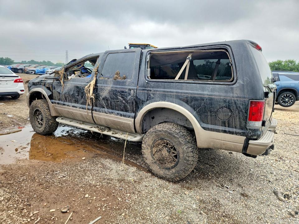 Фото 2 с аукциона – 2005 FORD EXCURSION с VIN 1FMSU45P25ED44378