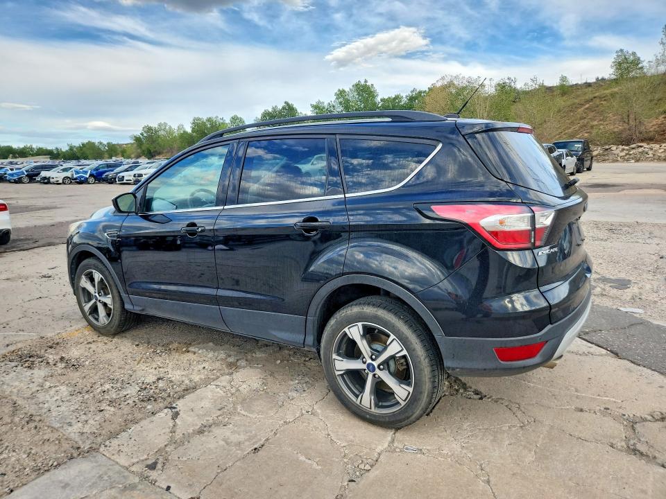 صورة رقم 2 من المزاد - 2017 FORD ESCAPE مع VIN 1FMCU9G99HUD80661