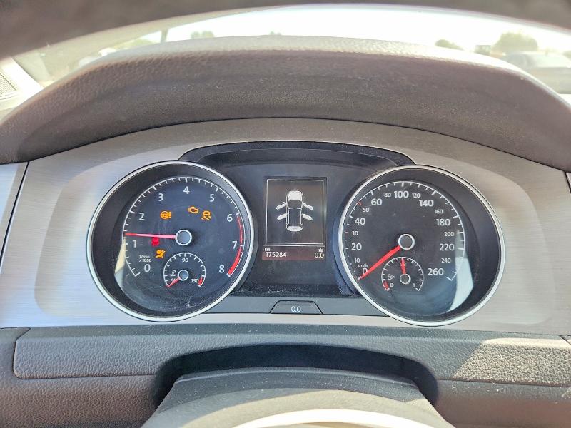 Photo 9 from auction – 2016 VOLKSWAGEN GOLF with VIN 3VW217AU2GM048622