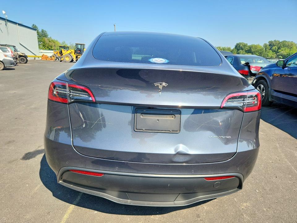 Zdjęcie 6 z aukcji – 2021 TESLA MODEL Y z VIN 5YJYGDEE4MF224471