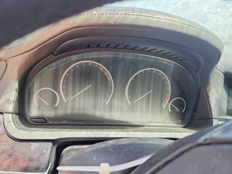 Photo 9 from auction – 2009 BMW 750 with VIN WBAKB835X9CY60053