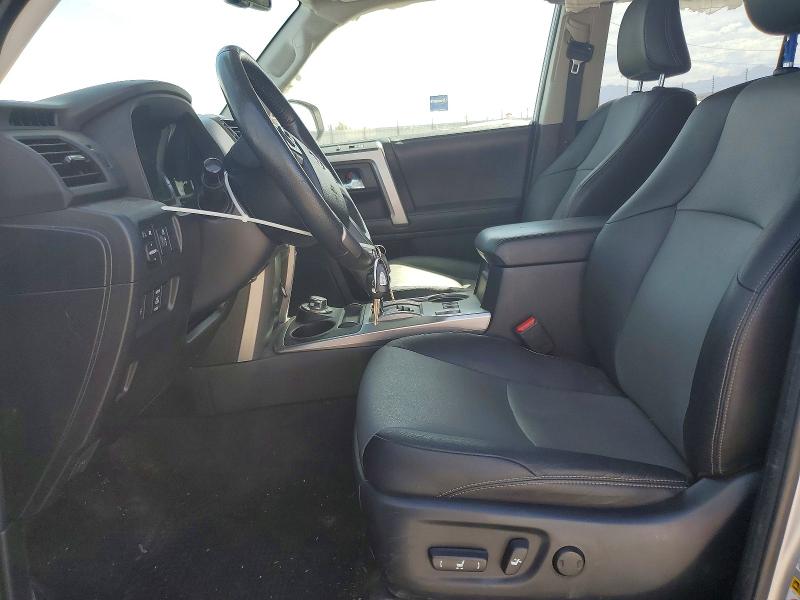 Photo 7 from auction – 2017 TOYOTA 4RUNNER with VIN JTEBU5JR5H5473684