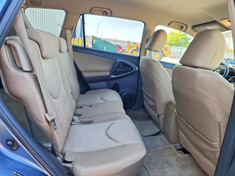 Photo 11 from auction – 2010 TOYOTA RAV4 with VIN JTMBF4DV2AD033466