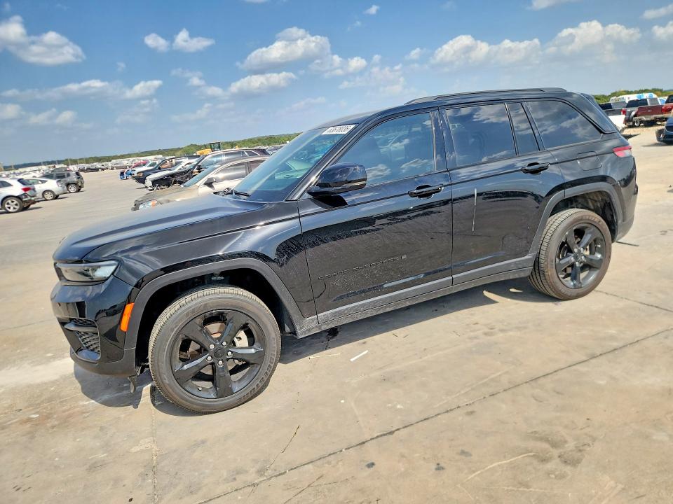 JEEP GRAND CHEROKEE 2023 with VIN 1C4RJGAG3PC520596 - Photo from auction