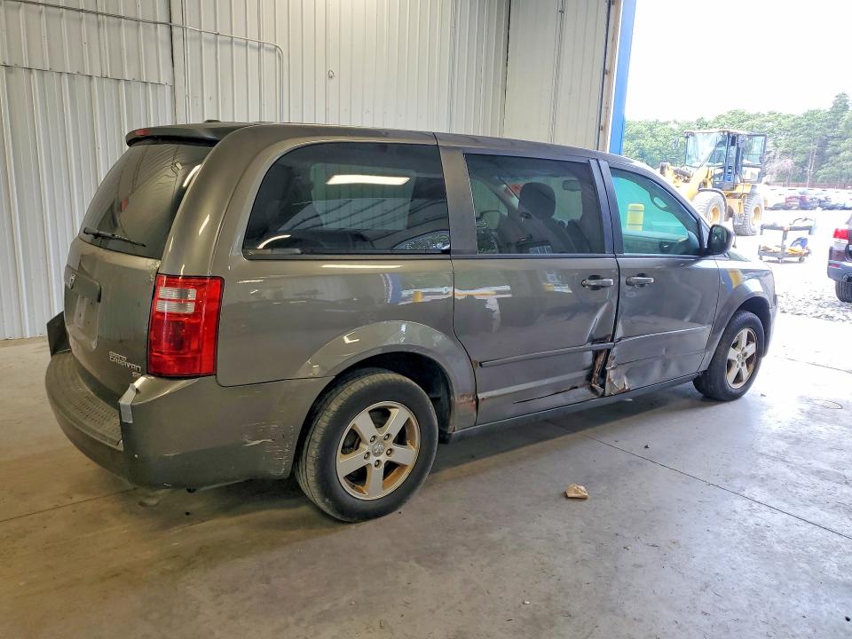 Photo 3 from auction – 2010 DODGE GRAND CARAVAN with VIN 2D4RN4DE4AR467695