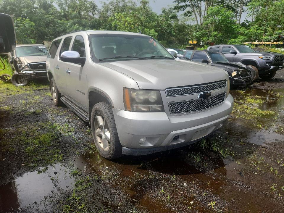 Photo 4 from auction – 2008 CHEVROLET SUBURBAN with VIN 3GNFK16368G197945