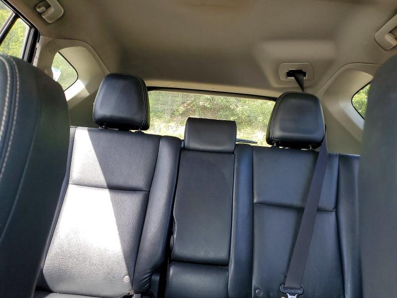 Photo 10 from auction – 2016 TOYOTA RAV4 with VIN JTMDFREV4GJ100308