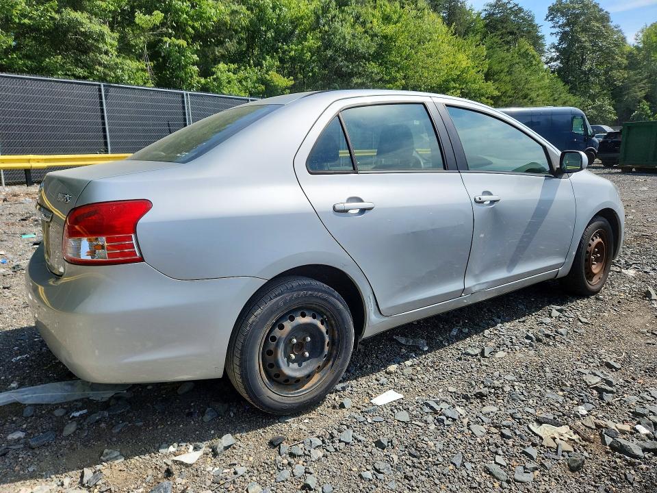 Photo 3 from auction – 2010 TOYOTA YARIS with VIN JTDBT4K39A1366520