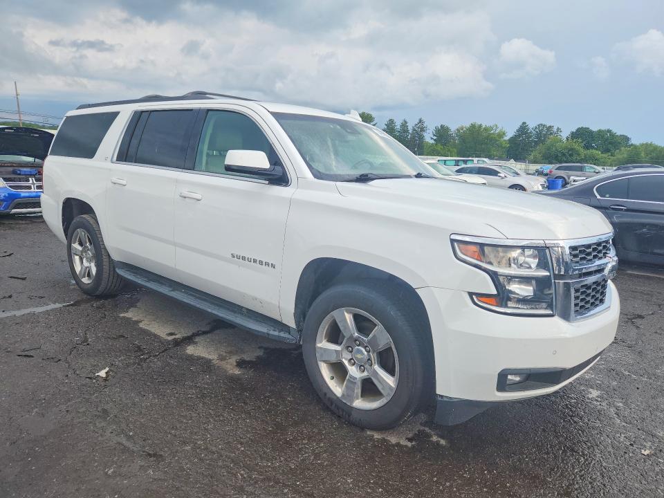 Photo 4 from auction – 2016 CHEVROLET SUBURBAN with VIN 1GNSKHKC7GR340784