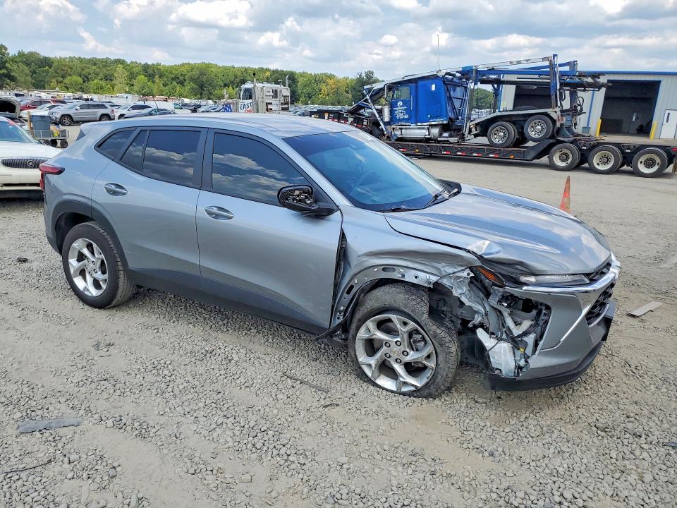 Photo 4 from auction – 2024 CHEVROLET TRAX with VIN KL77LFE29RC068583