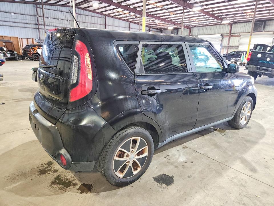 Photo 3 from auction – 2016 KIA SOUL with VIN KNDJN2A29G7303197