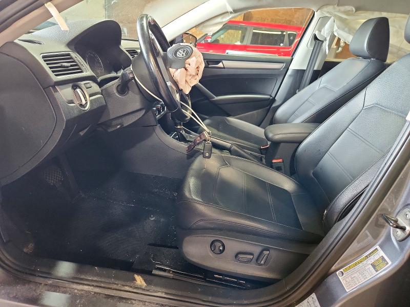 Photo 7 from auction – 2014 VOLKSWAGEN PASSAT with VIN 1VWAT7A35EC111272