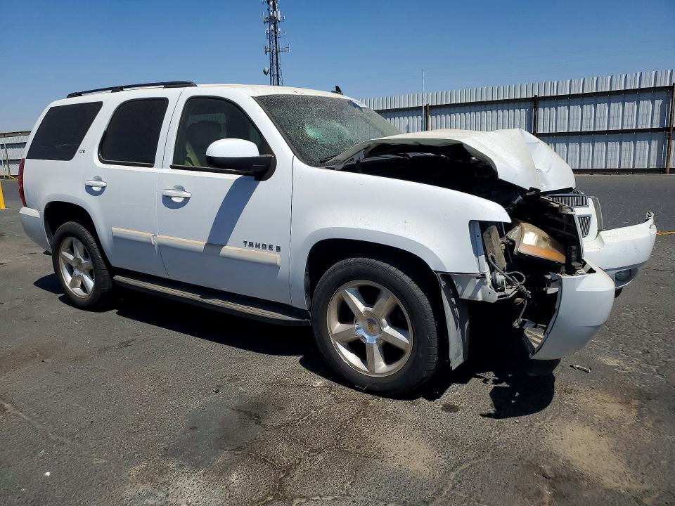 Photo 4 from auction – 2007 CHEVROLET TAHOE with VIN 1GNFC13J87R141052