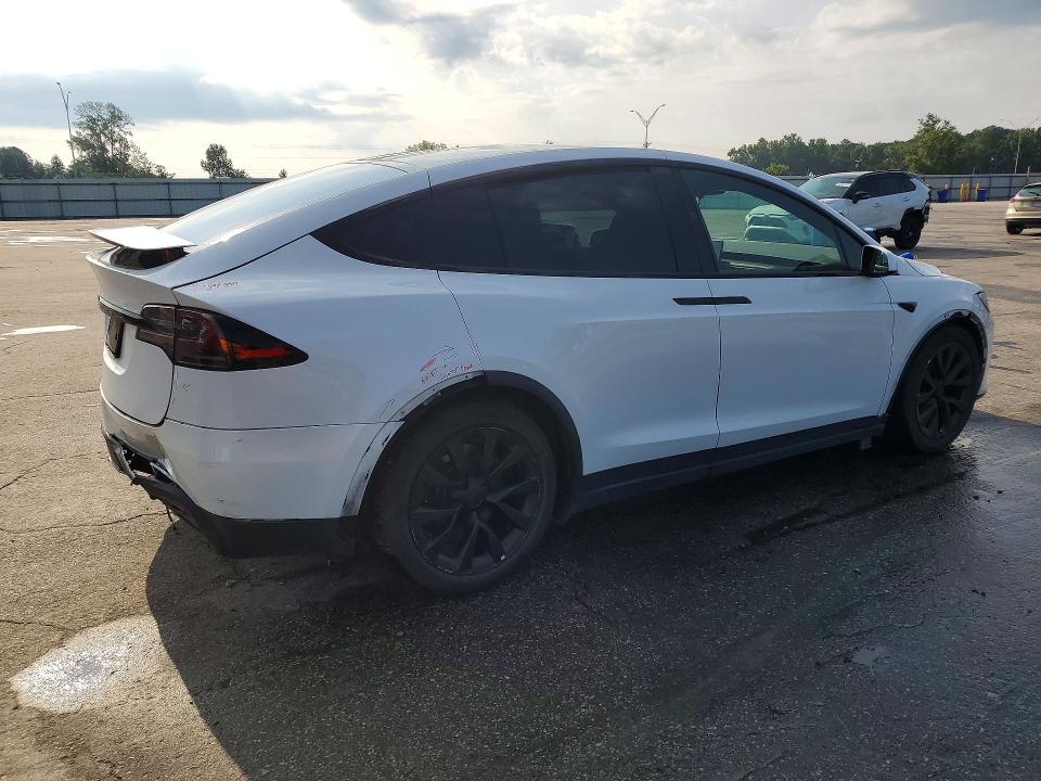 Photo 3 from auction – 2023 TESLA MODEL X with VIN 7SAXCBE59PF387426