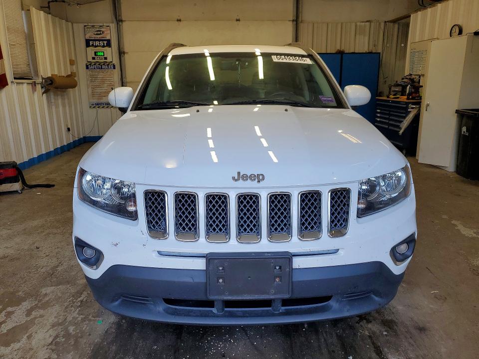 Photo 5 from auction – 2016 JEEP COMPASS with VIN 1C4NJDEB9GD814235