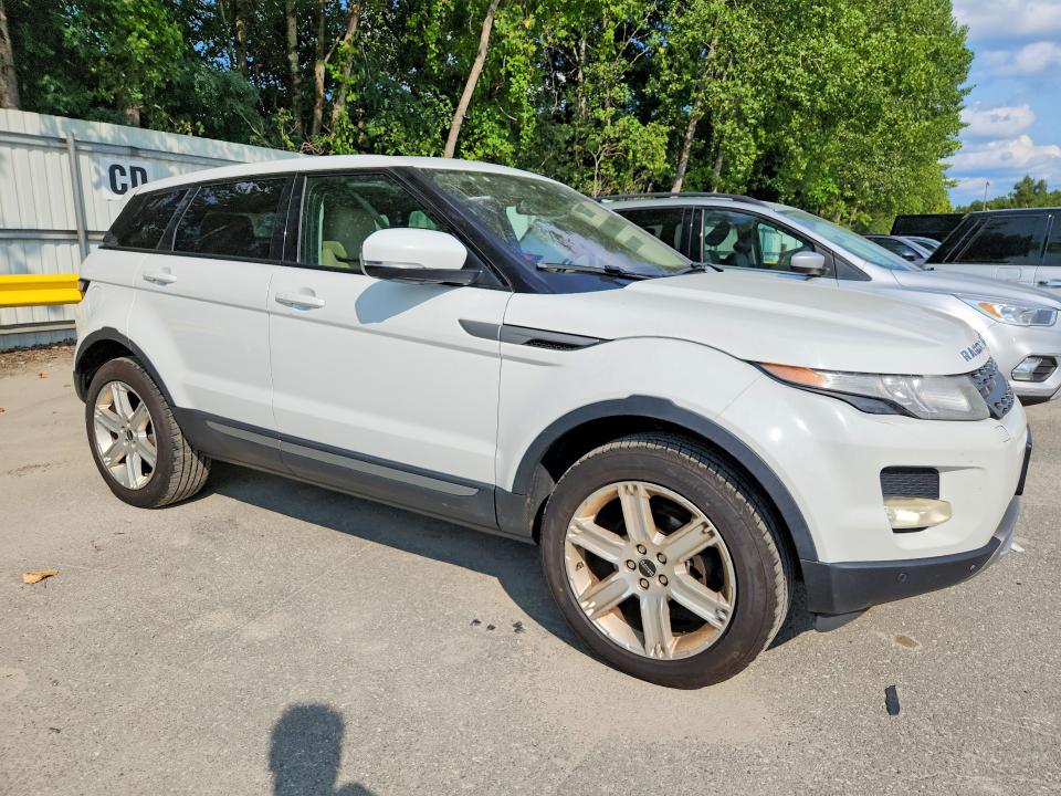 Photo 4 from auction – 2012 LAND ROVER RANGE ROVER EVOQUE with VIN SALVR2BG4CH665077