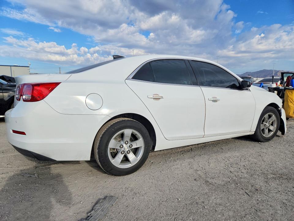 Photo 3 from auction – 2015 CHEVROLET MALIBU with VIN 1G11A5SL8FF258545