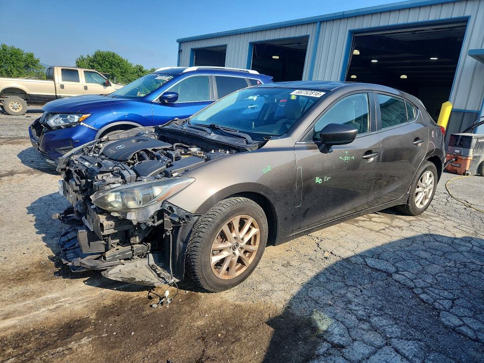 MAZDA 3 2014 with VIN JM1BM1L77E1160695 - Photo from auction