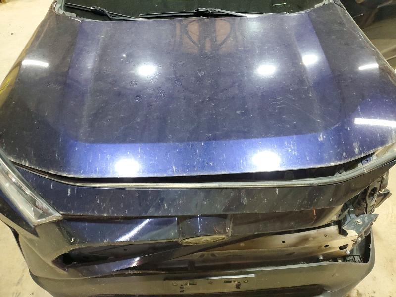 Photo 12 from auction – 2019 TOYOTA RAV4 with VIN JTMP1RFV9KJ003771