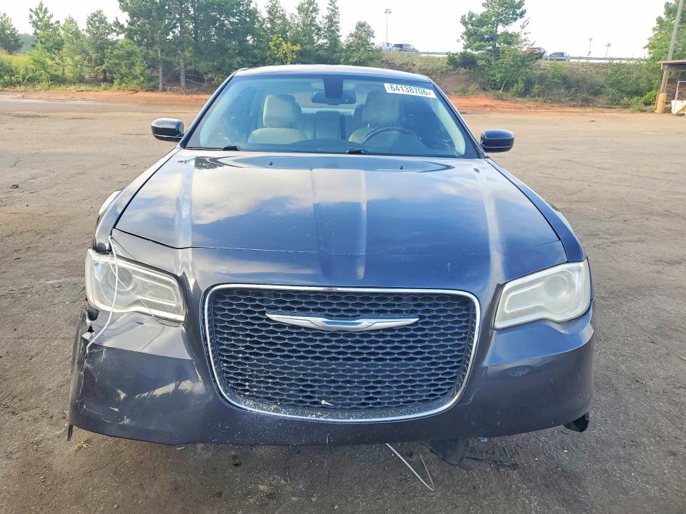Photo 5 from auction – 2015 CHRYSLER 300 with VIN 2C3CCAAG8FH893713