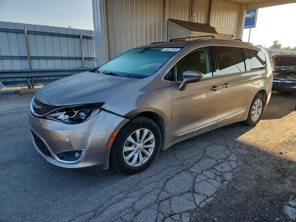 Zdjęcie 1 z aukcji – 2018 CHRYSLER PACIFICA z VIN 2C4RC1BG5JR154094