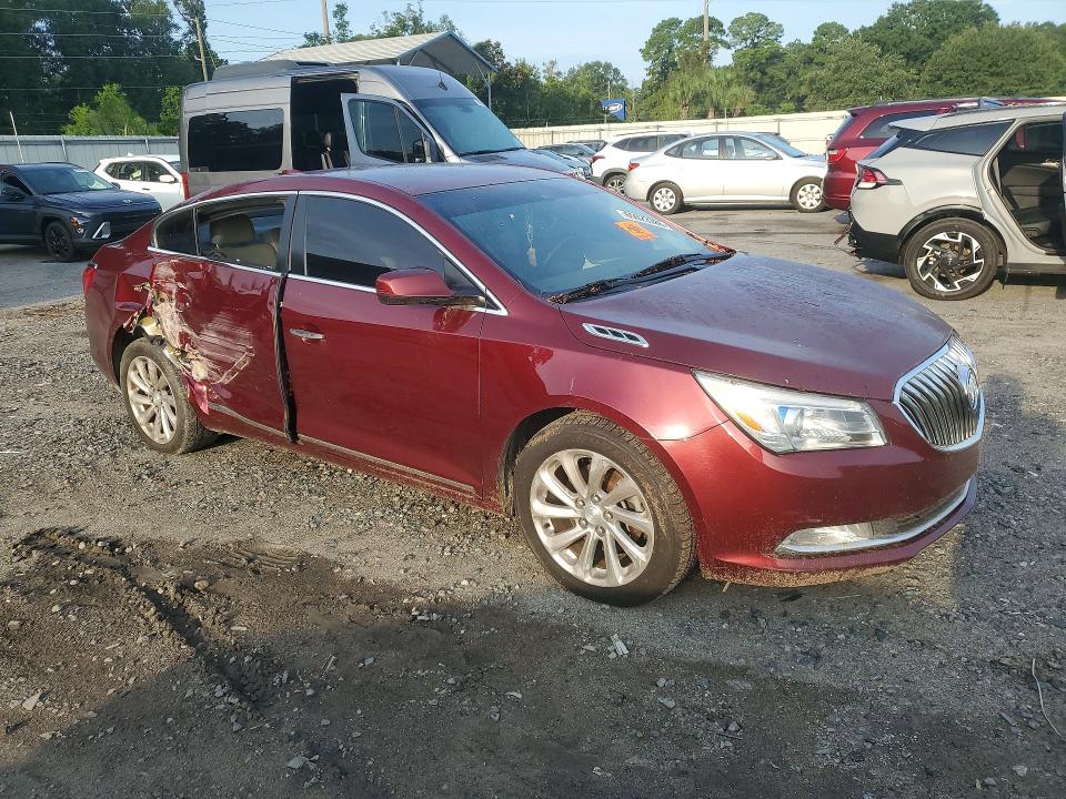 Photo 4 from auction – 2016 BUICK LACROSSE with VIN 1G4GA5G39GF242684