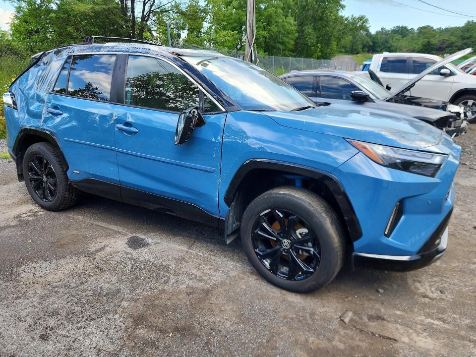 Photo 4 from auction – 2024 TOYOTA RAV4 with VIN 4T3E6RFV9RU163623