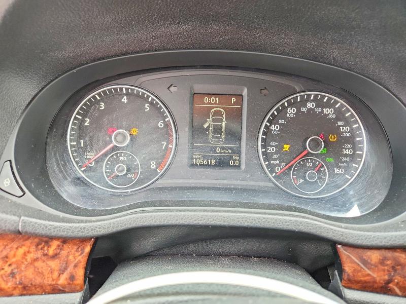 Photo 9 from auction – 2012 VOLKSWAGEN PASSAT with VIN 1VWCH7A38CC070790