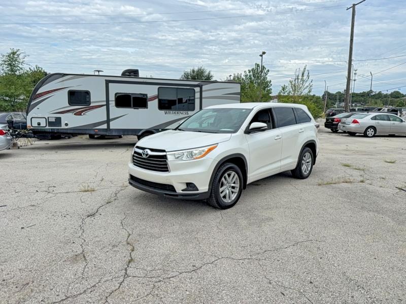 Photo 2 from auction – 2014 TOYOTA HIGHLANDER with VIN 5TDBKRFH1ES015566