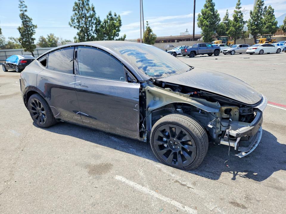 Photo 4 from auction – 2024 TESLA MODEL Y with VIN 7SAYGDEE6RF006784