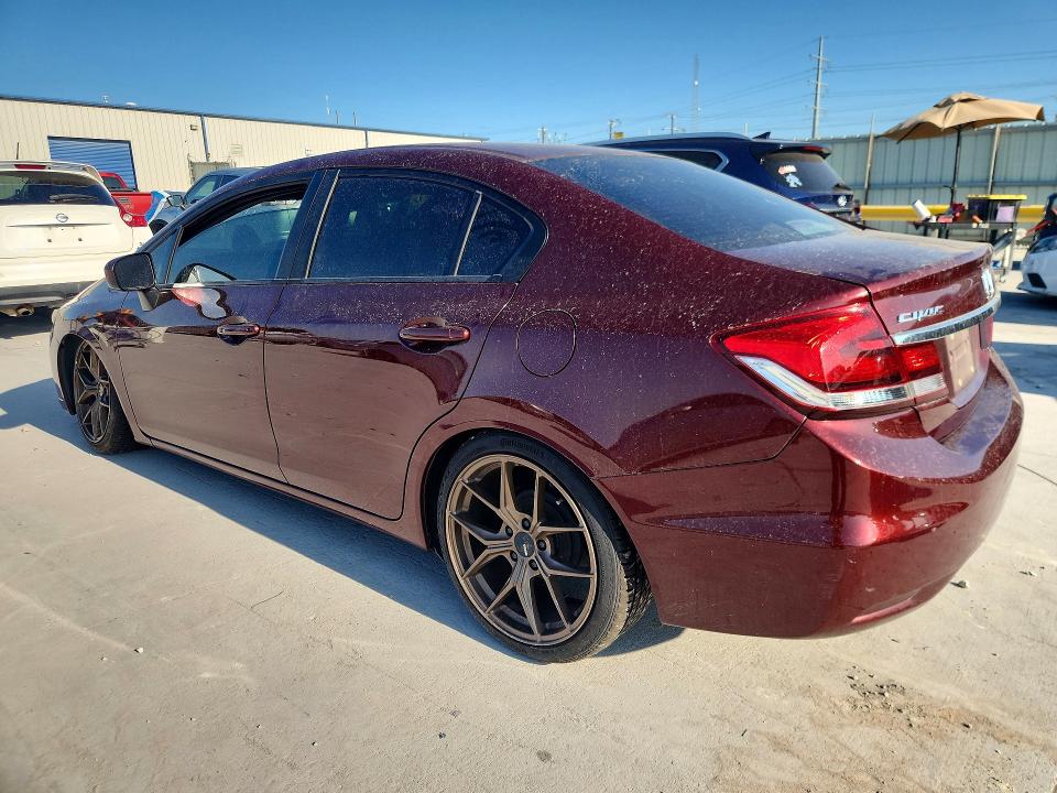 Zdjęcie 2 z aukcji – 2015 HONDA CIVIC z VIN 2HGFB2F50FH520434