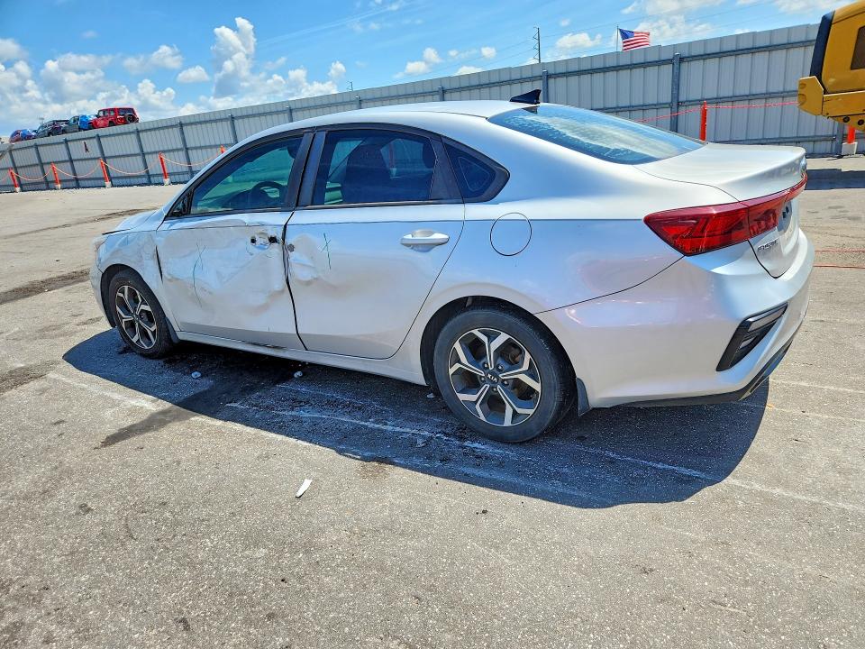 Photo 2 from auction – 2019 KIA FORTE with VIN 3KPF24AD7KE120899