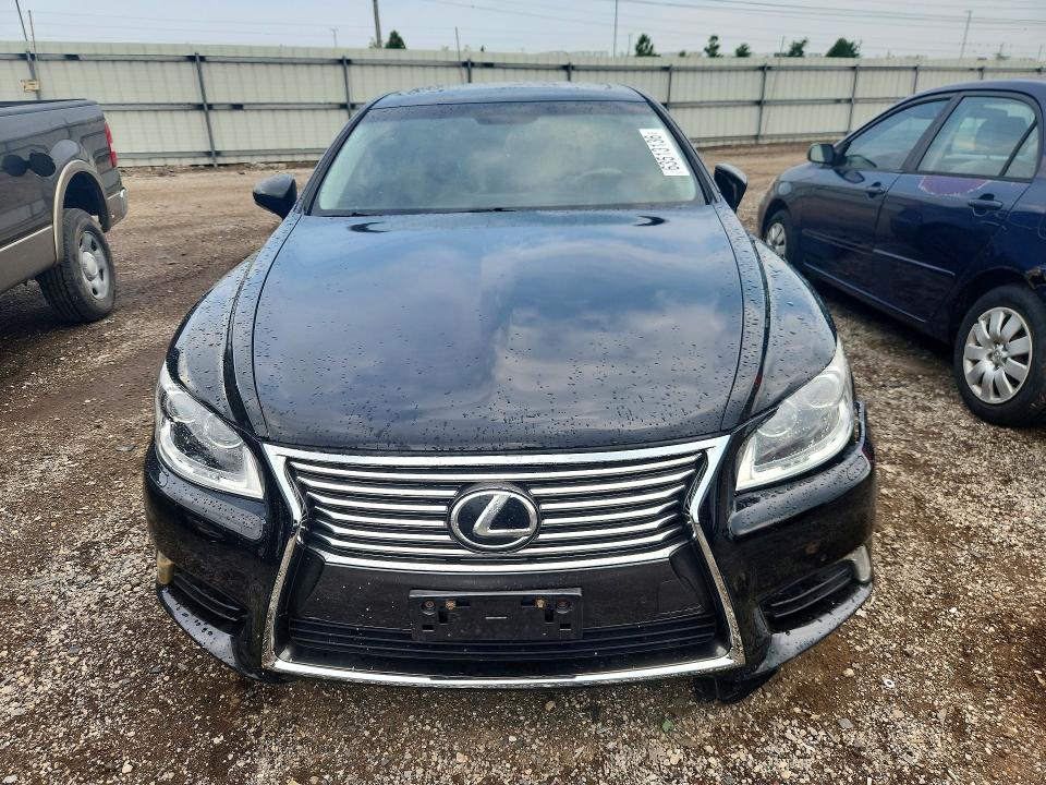 Photo 5 from auction – 2016 LEXUS LS with VIN JTHCL5EF1G5026763