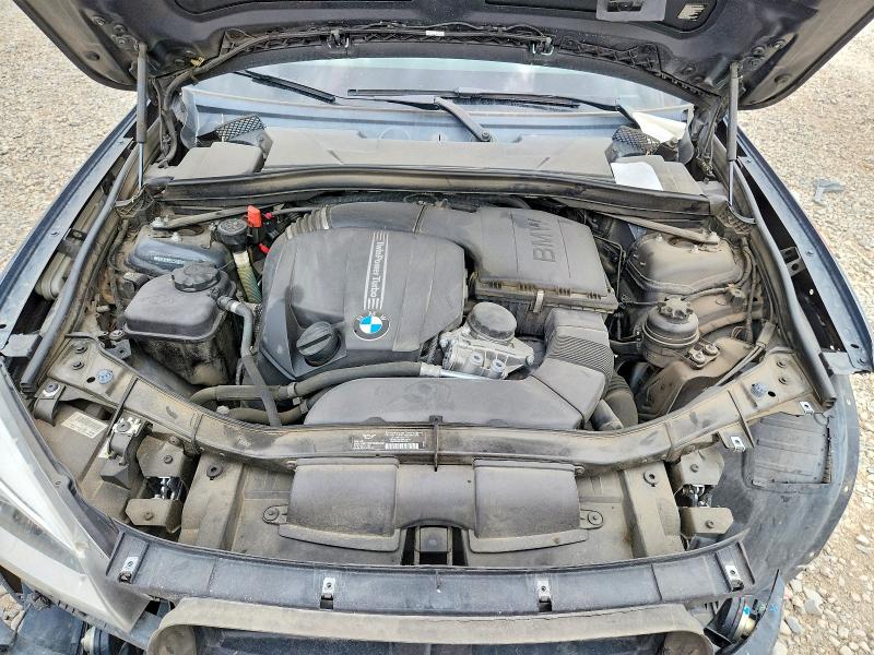 Снимка 11 от търг – 2014 BMW X1 с VIN WBAVM5C5XEVV93307
