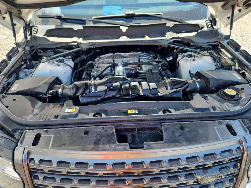 Photo 12 from auction – 2017 LAND ROVER RANGE ROVER with VIN SALGR2FV5HA362133