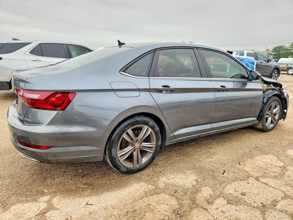 Снимка 3 от търг – 2021 VOLKSWAGEN JETTA с VIN 3VWC57BU0MM012561