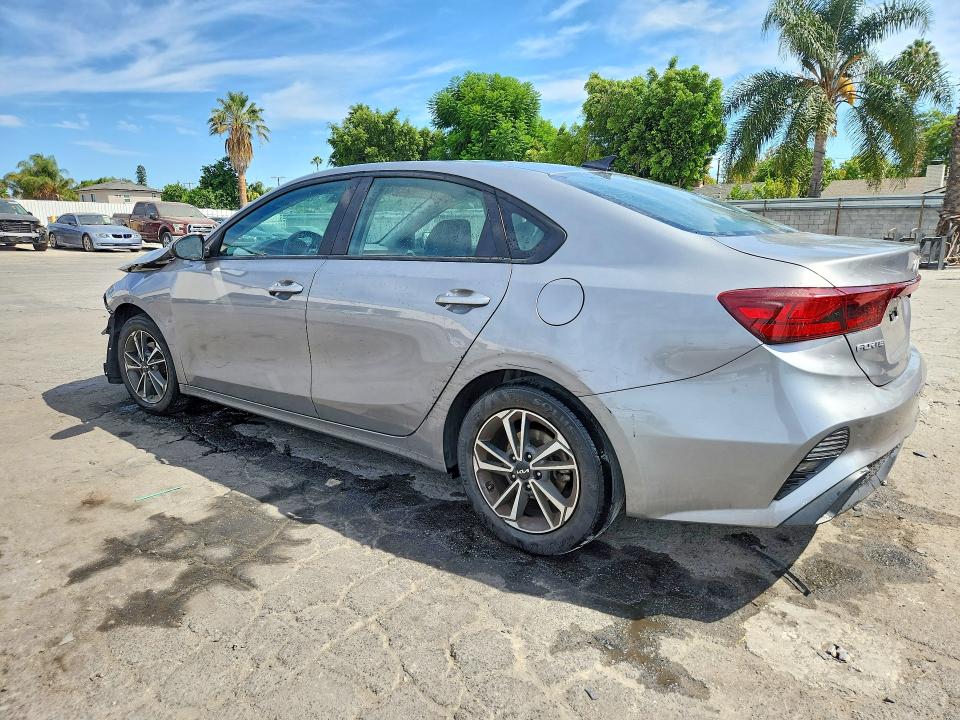 Photo 2 from auction – 2023 KIA FORTE with VIN 3KPF24ADXPE651800