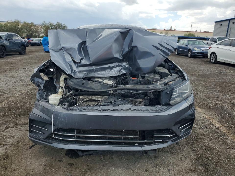 Photo 5 from auction – 2017 VOLKSWAGEN PASSAT with VIN 1VWDT7A3XHC074480