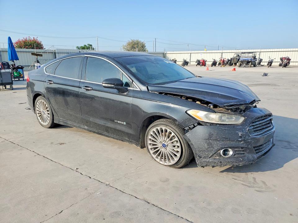 Photo 4 from auction – 2014 FORD FUSION with VIN 3FA6P0RU1ER336619