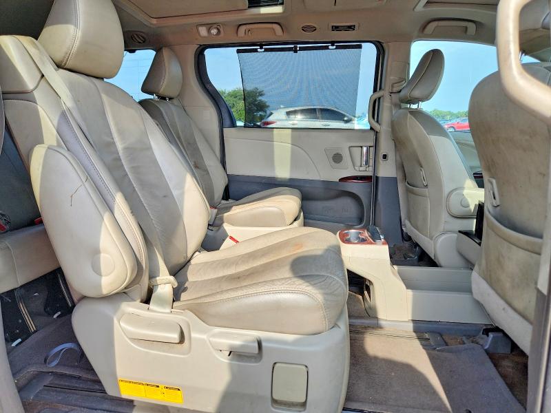 Photo 11 from auction – 2012 TOYOTA SIENNA with VIN 5TDYK3DC1CS236712