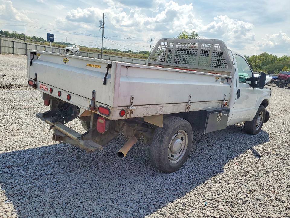 Photo 3 from auction – 2012 FORD F250 with VIN 1FDBF2A66CEB10317