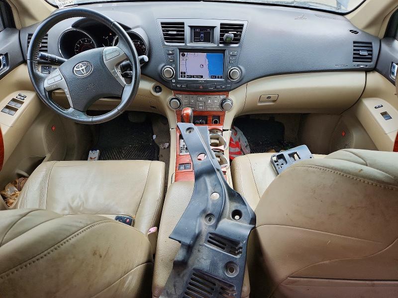 Photo 8 from auction – 2010 TOYOTA HIGHLANDER with VIN JTEDK3EH6A2167573